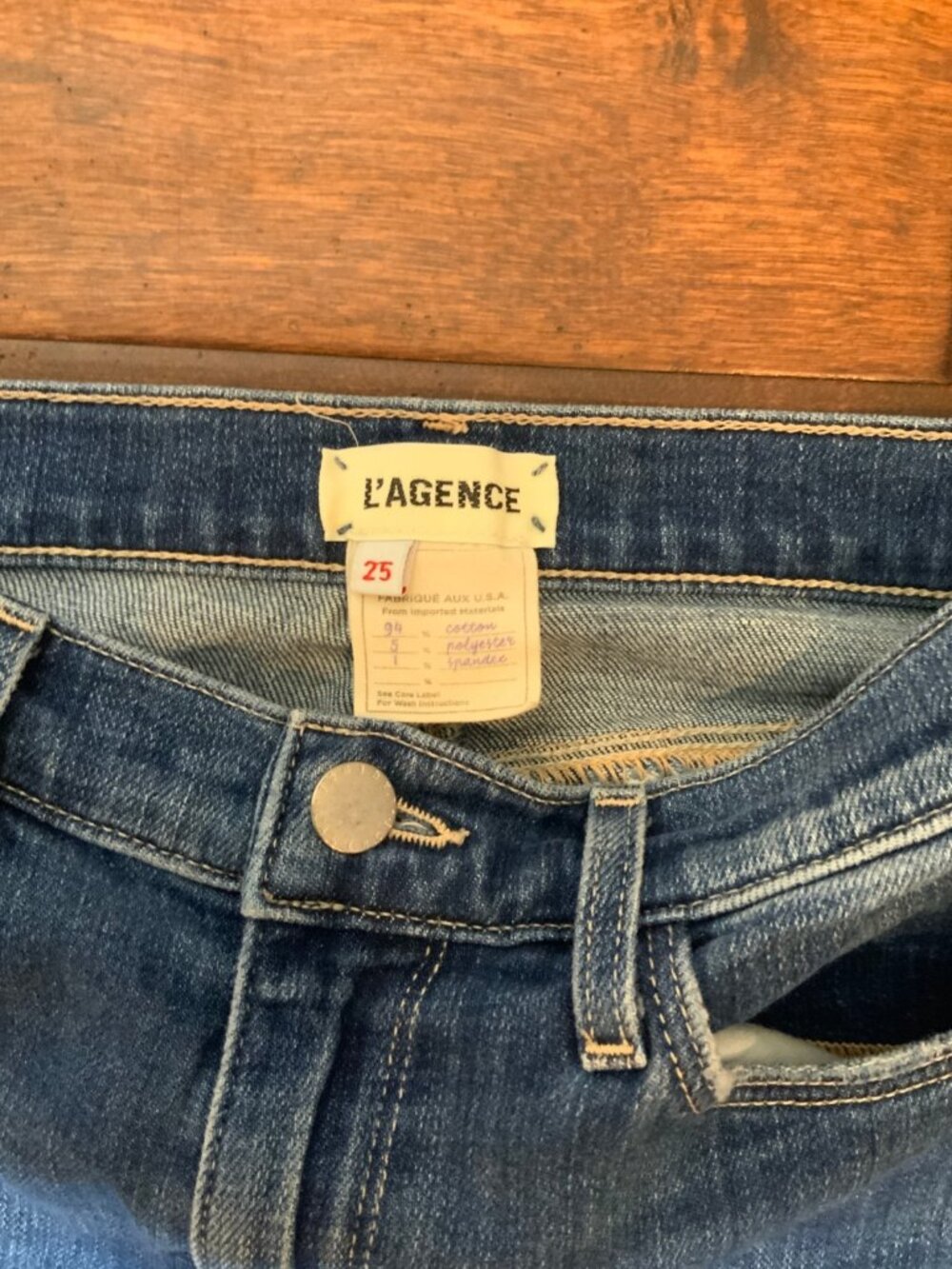L'AGENCE Women's Medium Wash Mid-Rise Sada Cropped Slim Blue Jeans, Size 25 - Picture 2 of 4